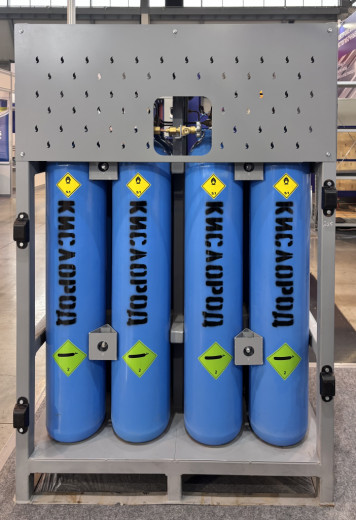 Моноблок газовый на 12 баллонов 40л./150 атм. под кислород